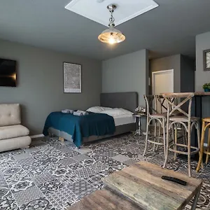 Appartement The Liv. - Station, Keulen
